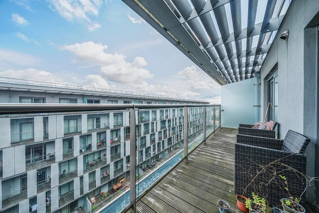 Royal Carriage Mews, SE18, photo 7