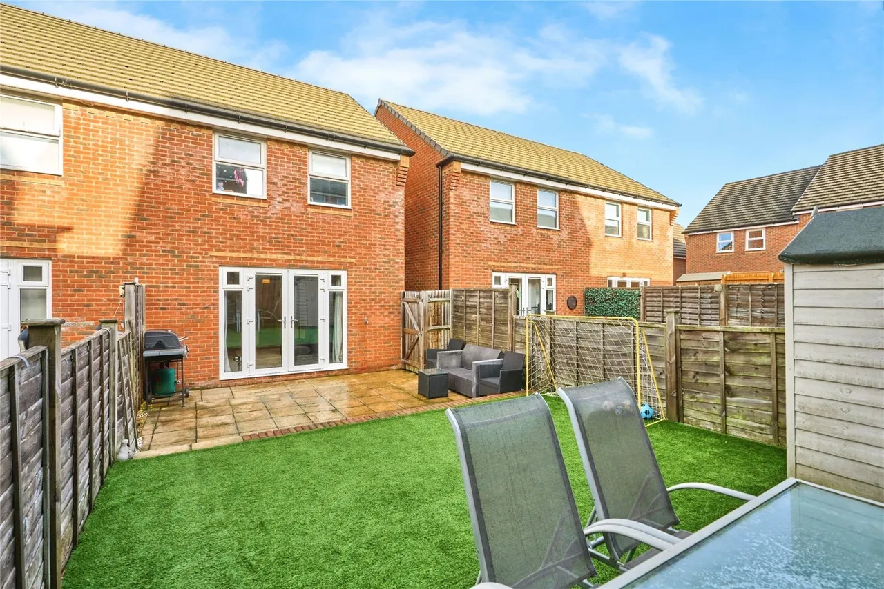 Red Fox Square, Newport, PO30, photo 11
