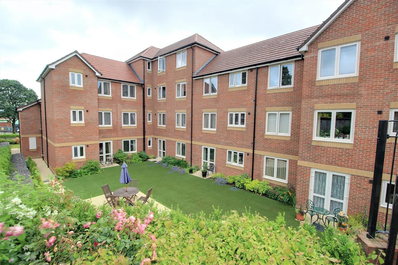 Quinton Lane, Birmingham, B32, photo 25