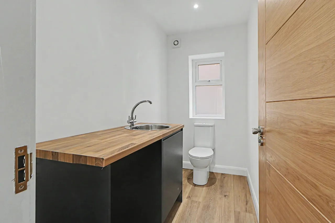 Wereton Road, Audley, photo 8