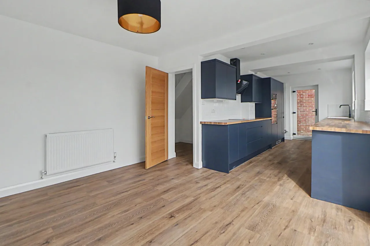 Wereton Road, Audley, photo 5