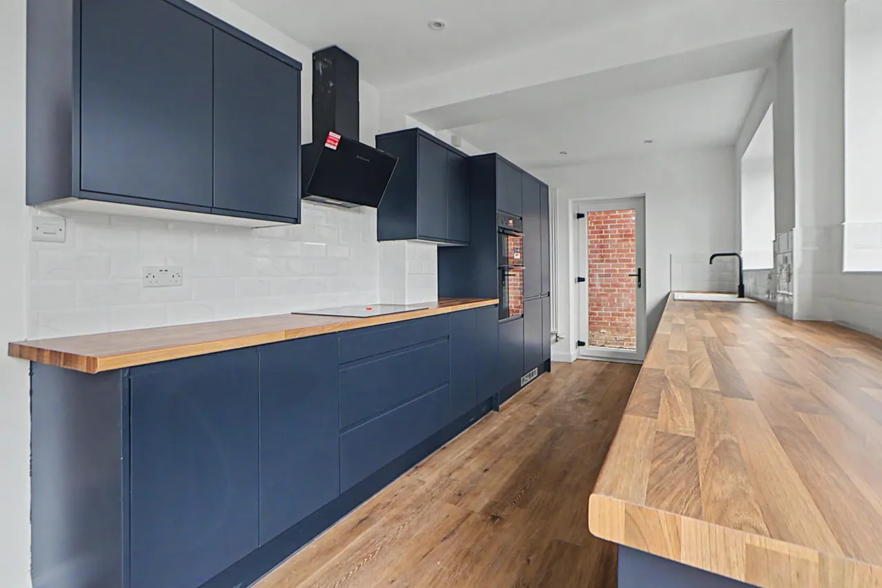 Wereton Road, Audley, photo 7