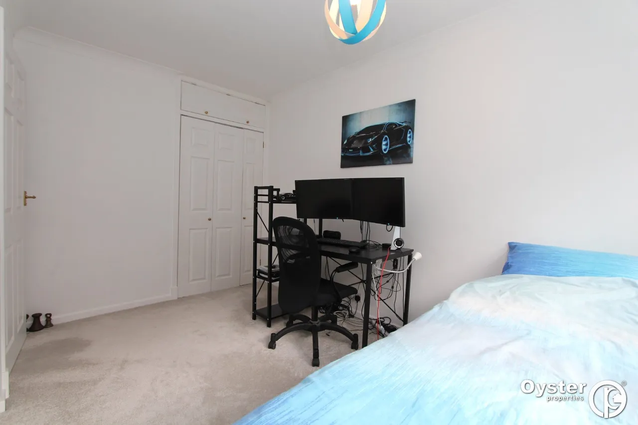 Hollygrove, Bushey, WD23, photo 10