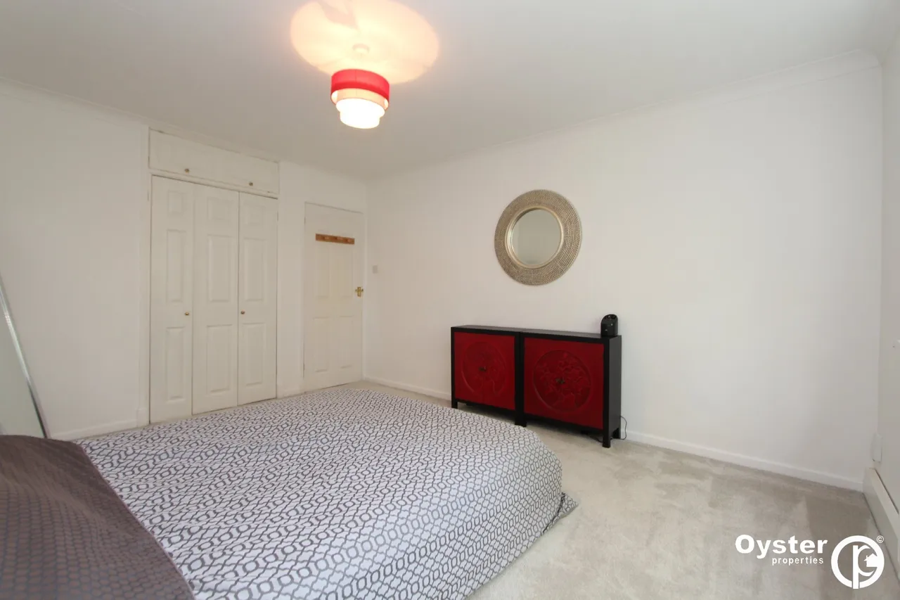 Hollygrove, Bushey, WD23, photo 8