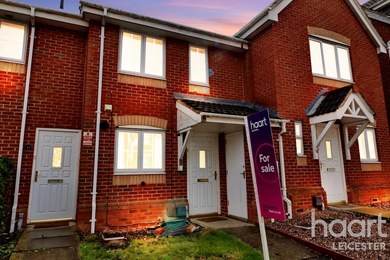 2 bed house for sale, Carrington Road, Leicester, LE5