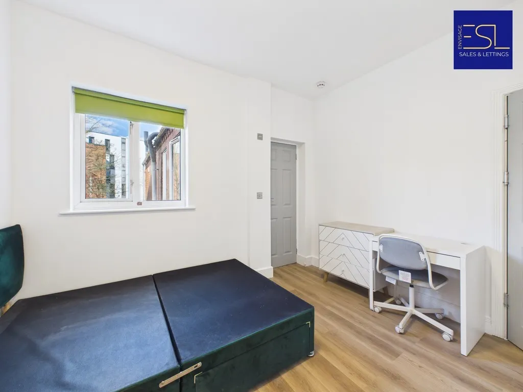 Newly Refurbished Turnkey HMO in, CV1, photo 7