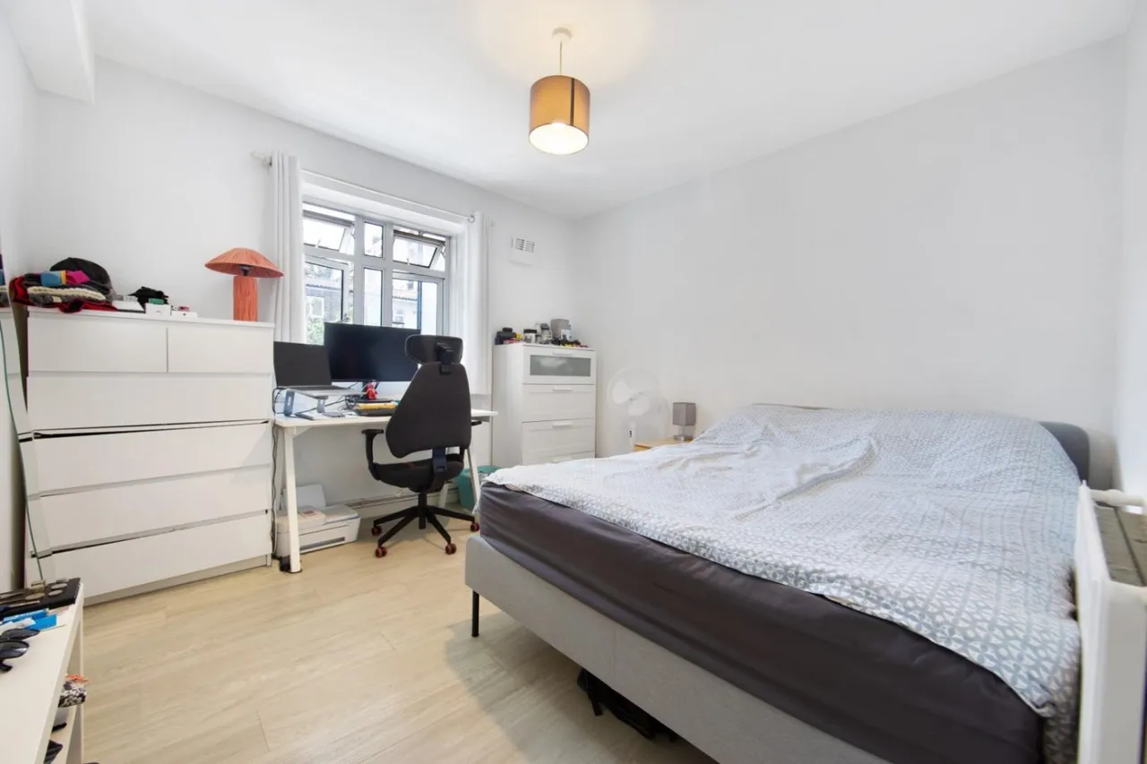 Lowth Road, London, SE5, photo 4