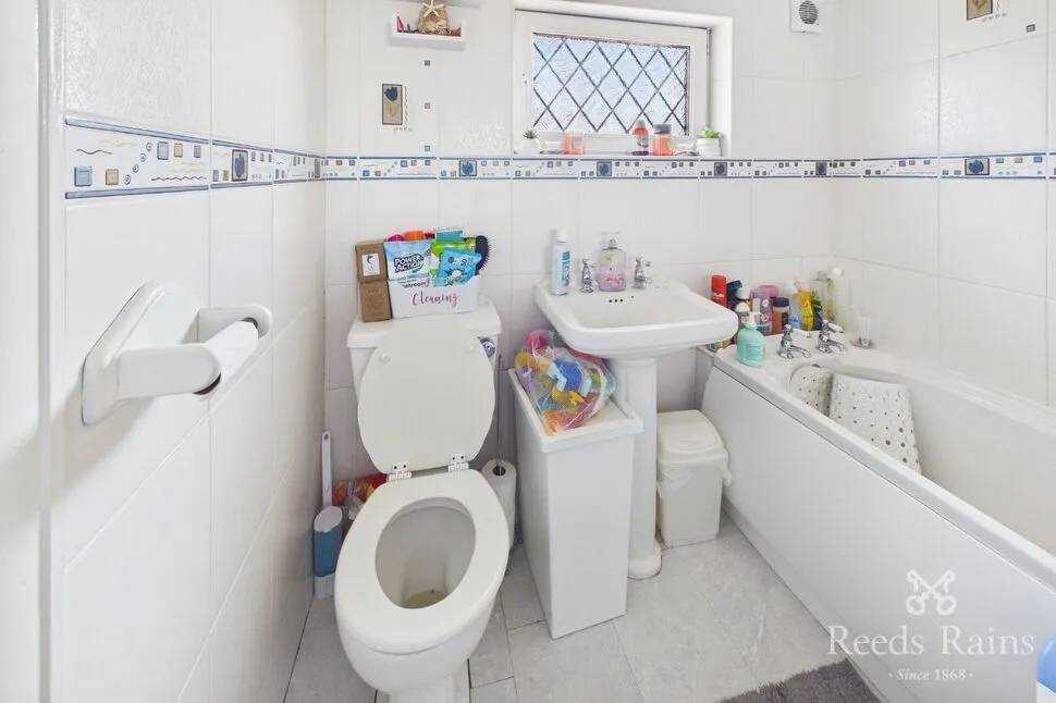 Winthorpe Avenue, Thorpe, West Yorkshire, WF3, photo 9