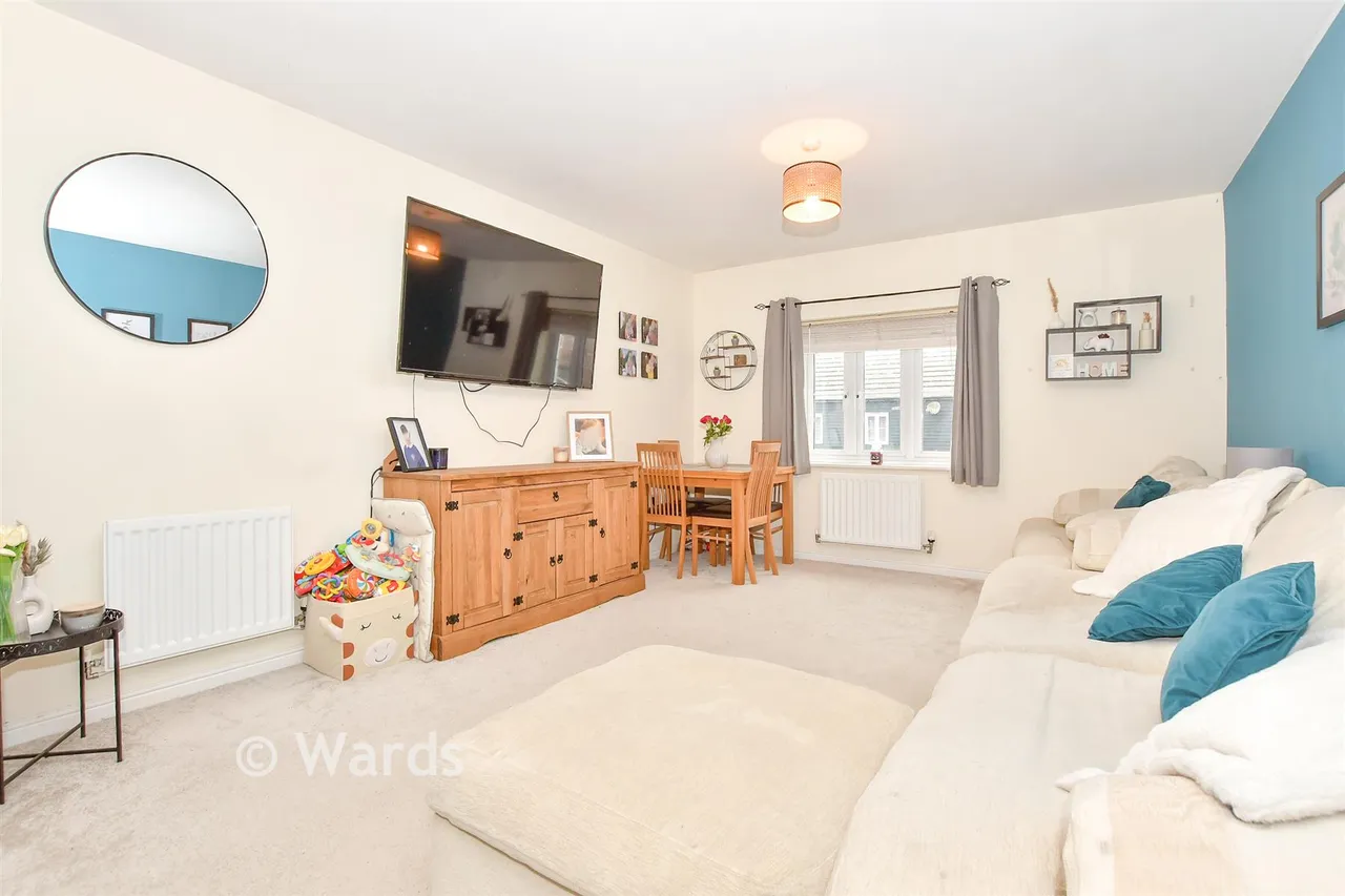 Brampton Field, Ditton, ME20, photo 2