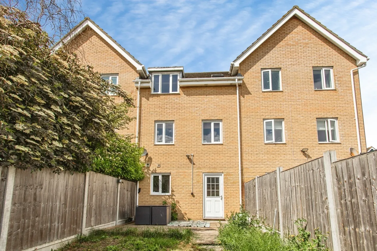 Athena Close, SOUTHEND-ON-SEA, Essex, SS2, photo 6