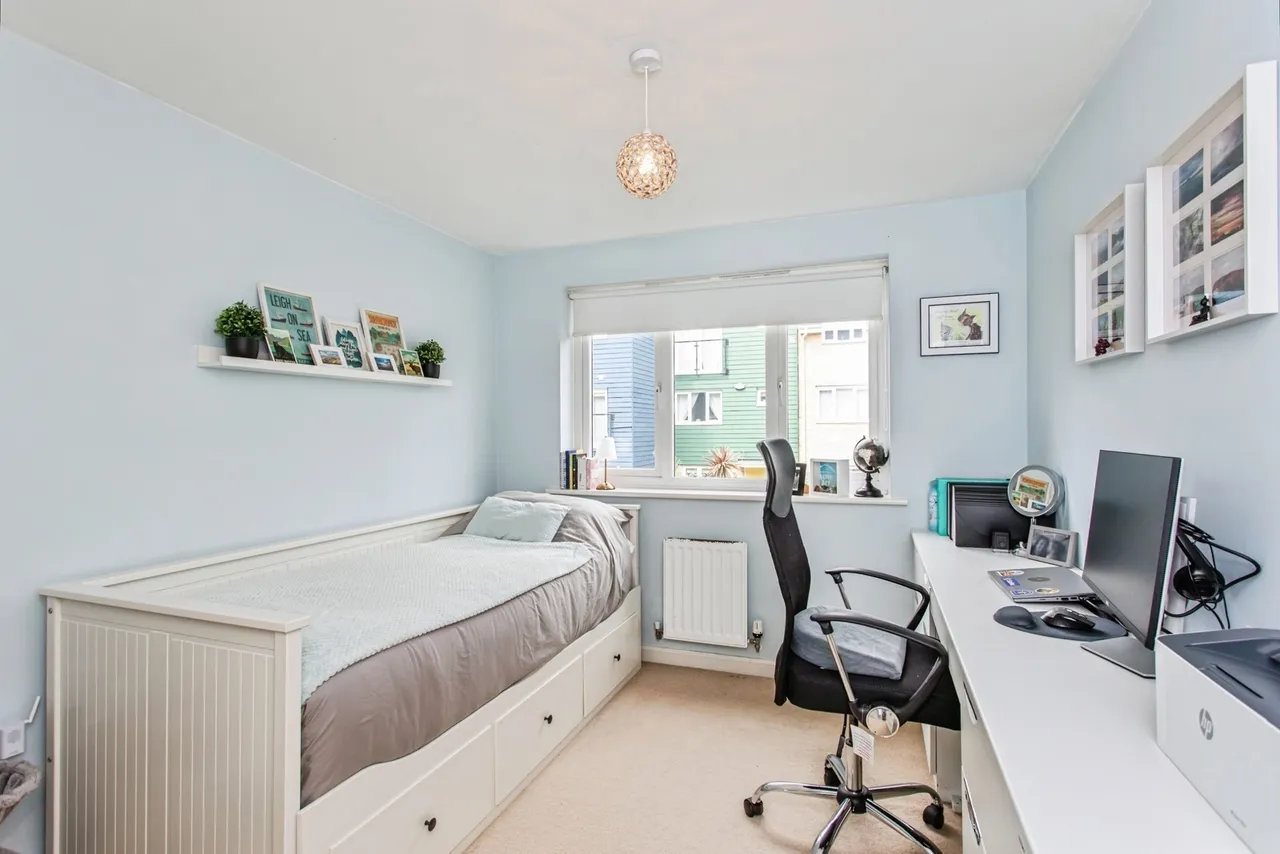 Athena Close, SOUTHEND-ON-SEA, Essex, SS2, photo 10