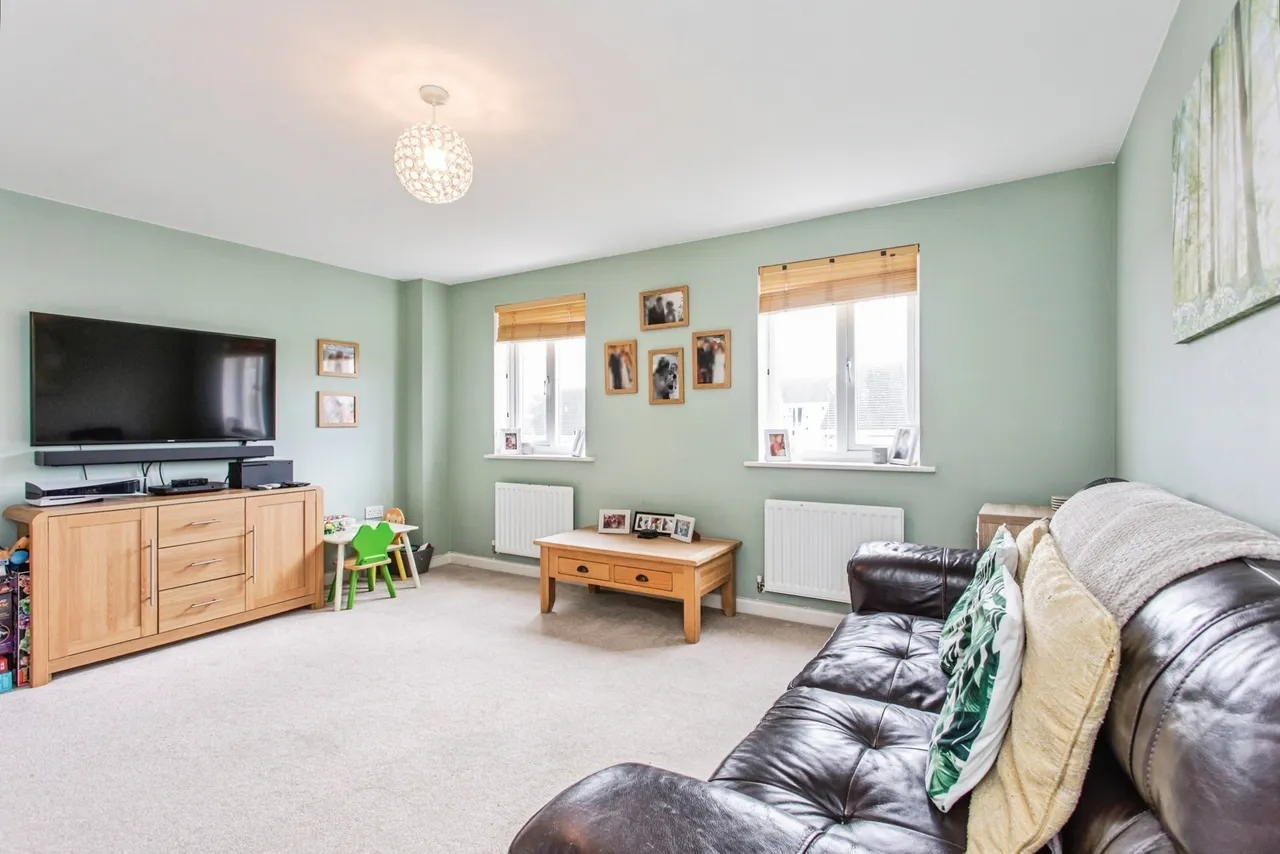 Athena Close, SOUTHEND-ON-SEA, Essex, SS2, photo 2