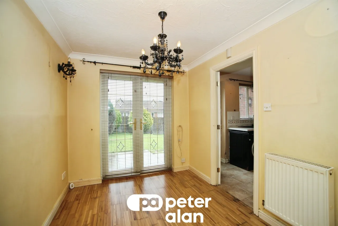 Llwyn Coed Blackwood, NP12, photo 4