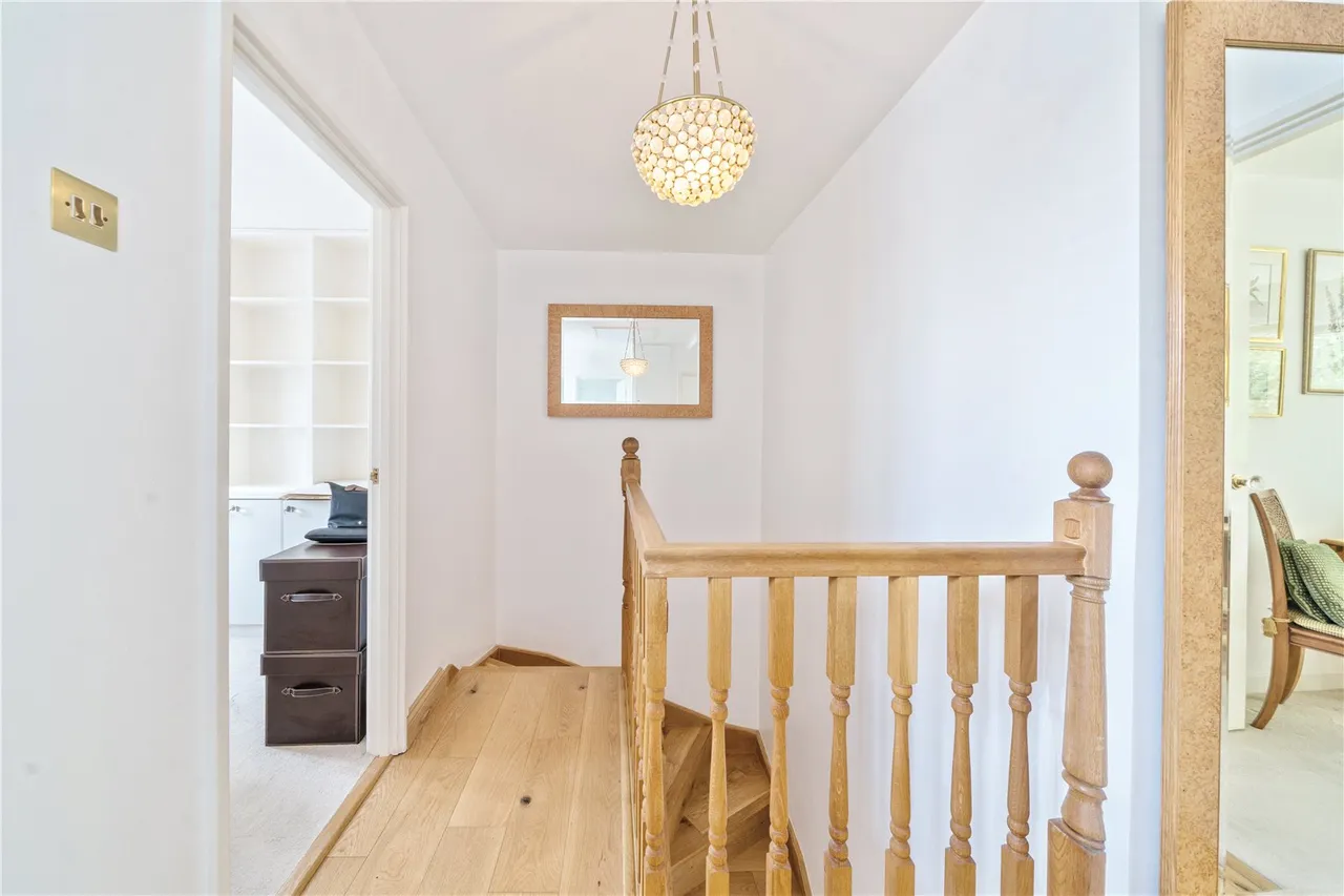 Hardwick Green, Ealing, W13, photo 9