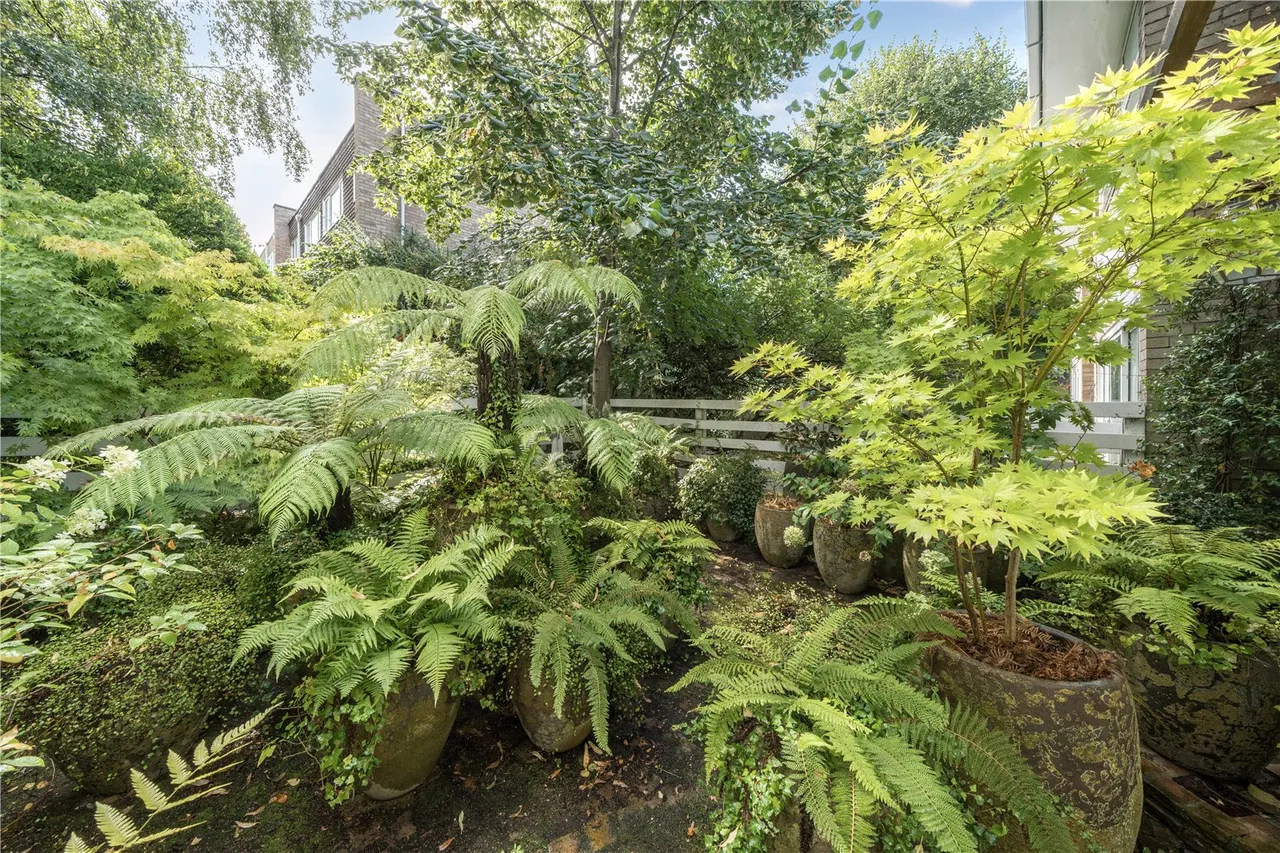 Hardwick Green, Ealing, W13, photo 16