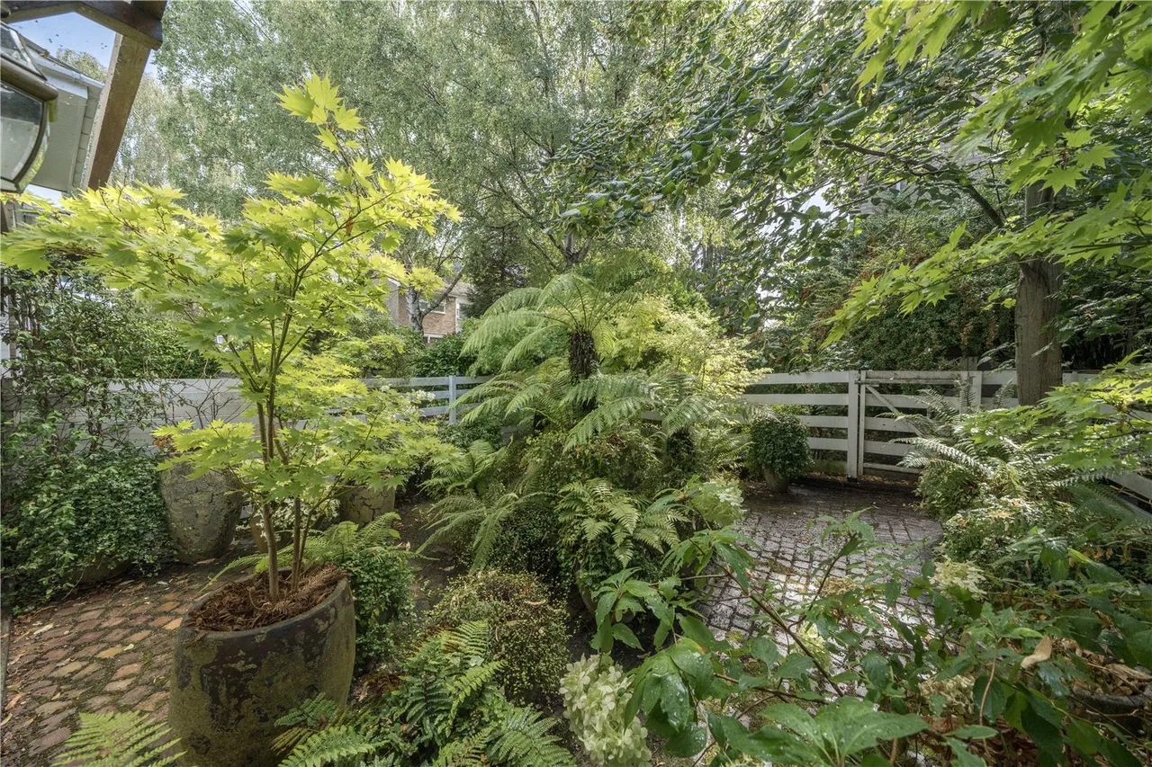 Hardwick Green, Ealing, W13, photo 3