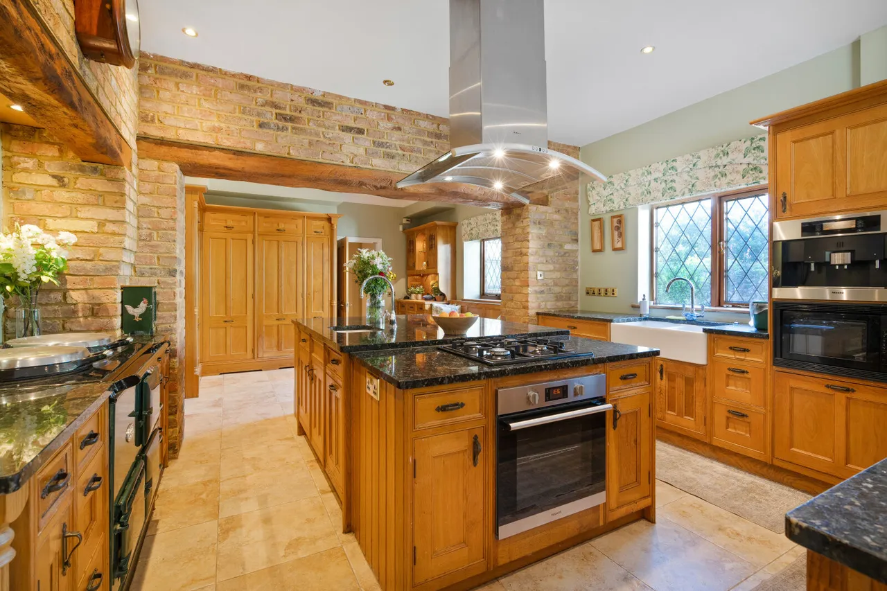 Cadmore End, High Wycombe, HP14, photo 23