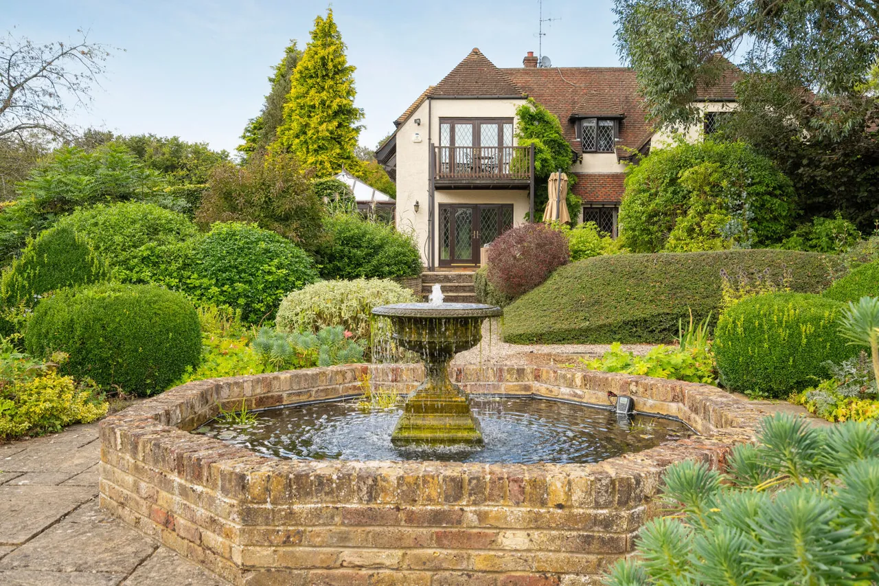 Cadmore End, High Wycombe, HP14, photo 33