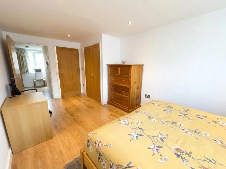 Southwell Park Road, Camberley, GU15, photo 16