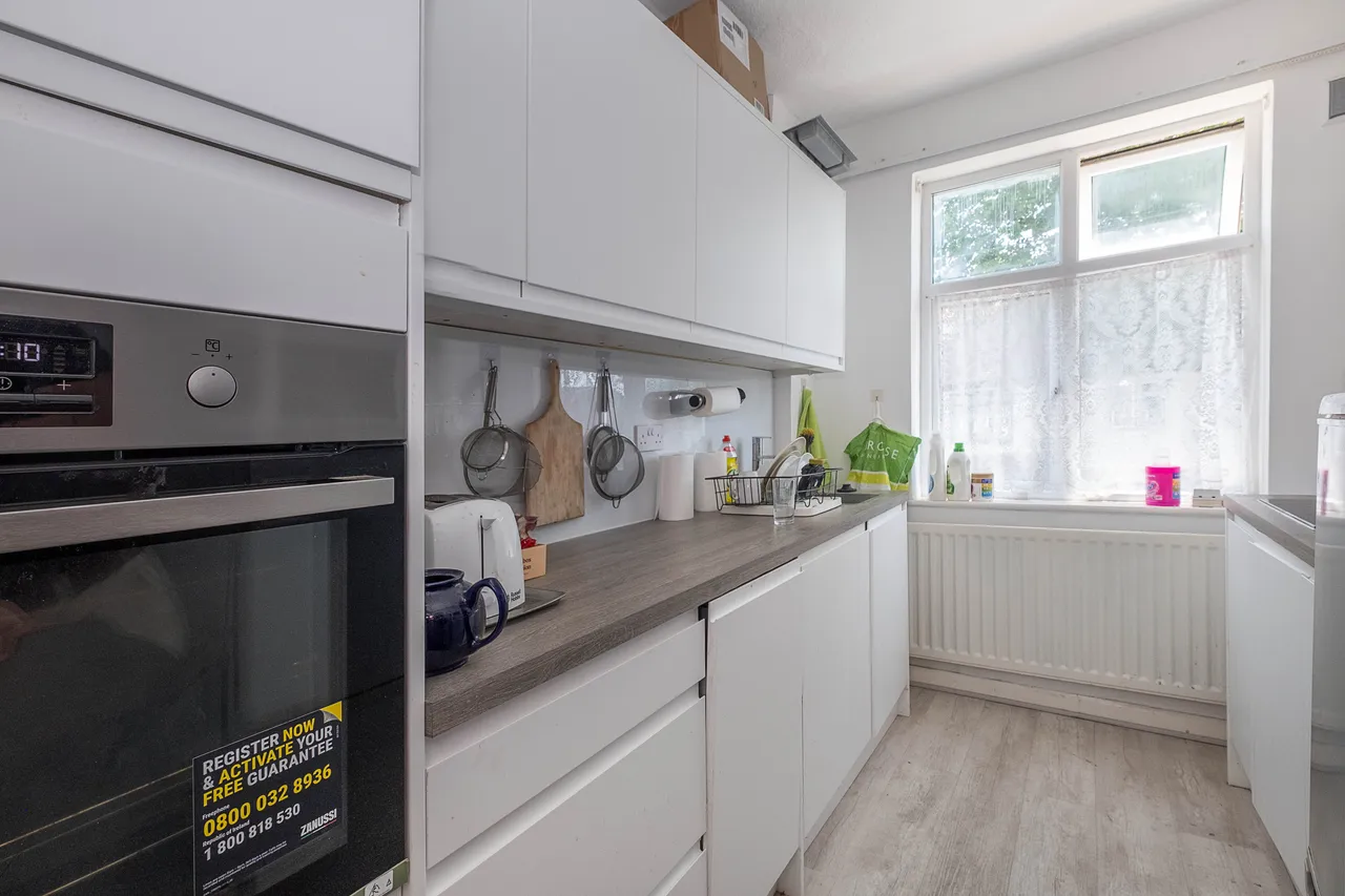 Ashley Road, Hampton, TW12, photo 3