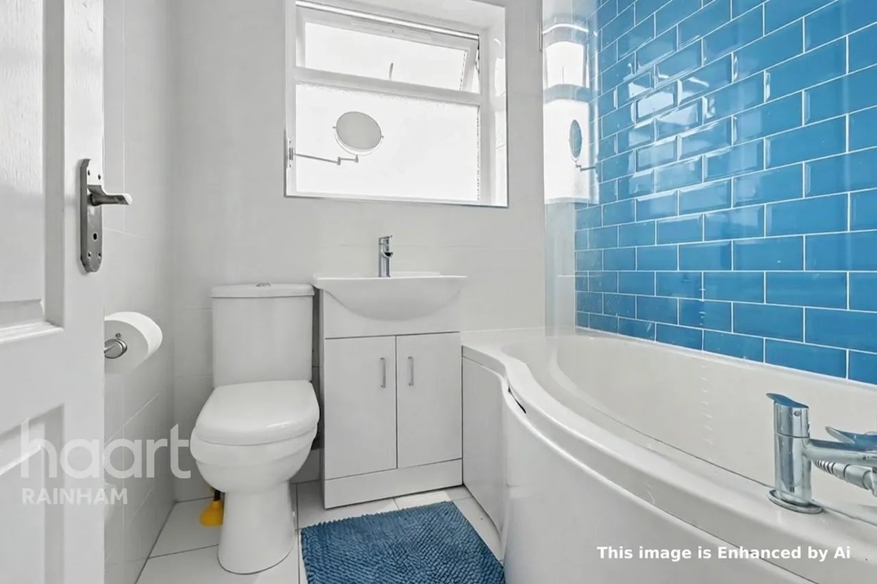 Grove Park Road, Rainham, RM13, photo 14