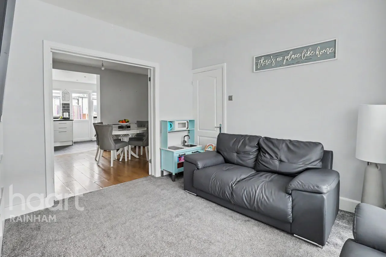 Grove Park Road, Rainham, RM13, photo 5