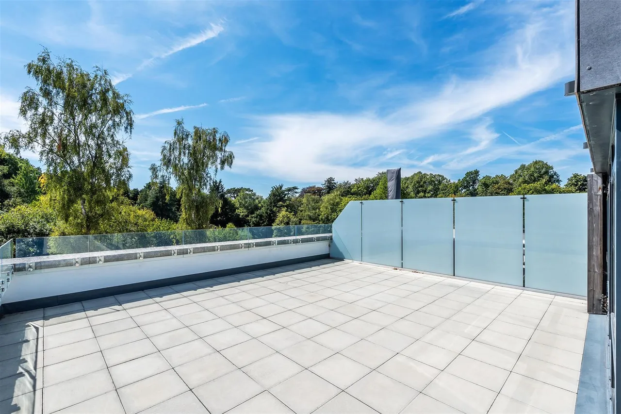 Deepdene Avenue, Dorking, RH5, photo 8