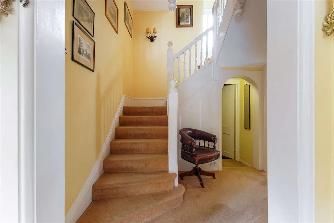 Horsham Road, Holmwood, RH5, photo 10