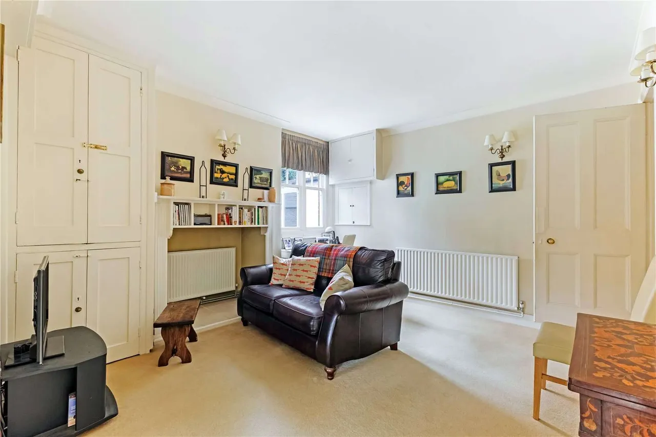 Horsham Road, Holmwood, RH5, photo 6