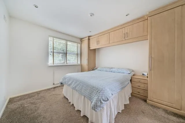Merrivale Gardens, Woking, GU21, photo 11