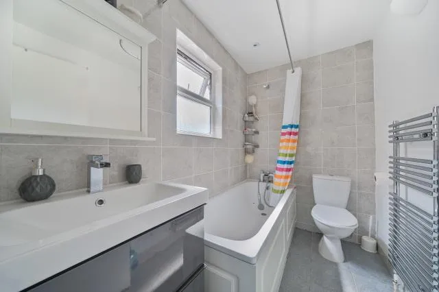 Merrivale Gardens, Woking, GU21, photo 16