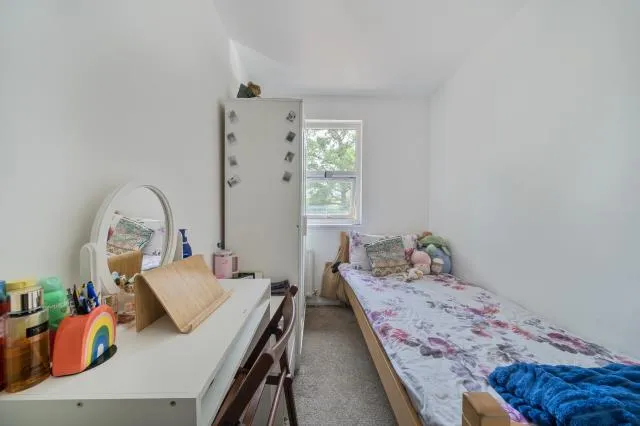 Merrivale Gardens, Woking, GU21, photo 14