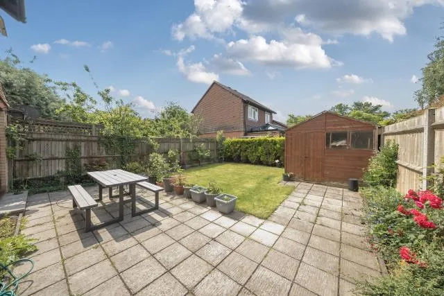 Merrivale Gardens, Woking, GU21, photo 21
