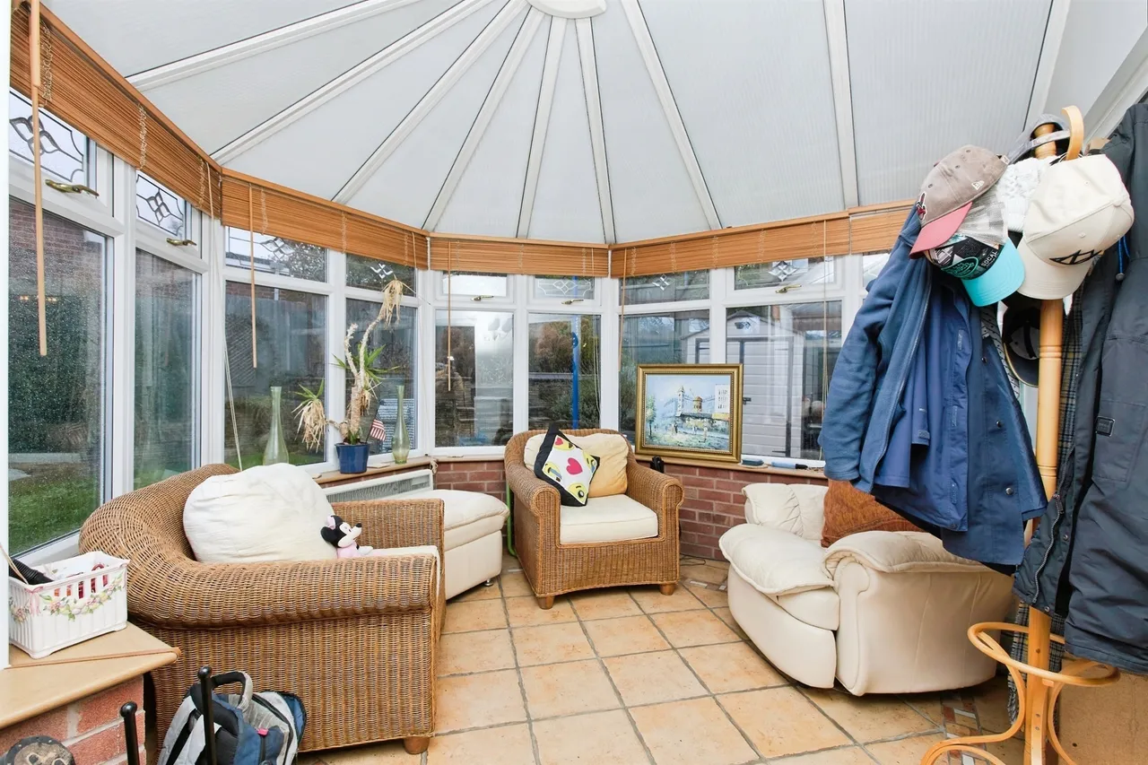 Bradwell Close, Mickleover, DE3, photo 12
