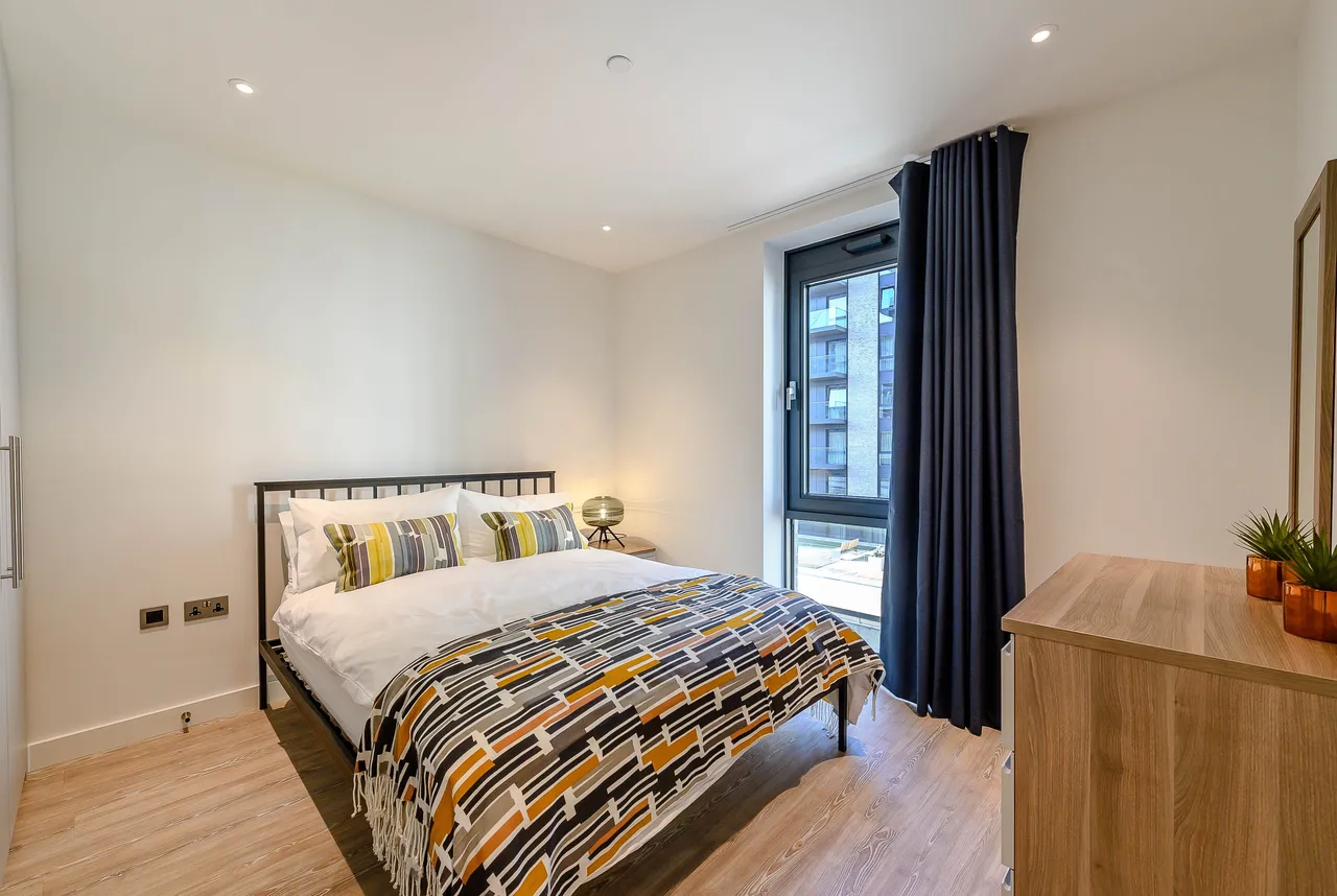 606 Landsby West, 10 Elvin Gardens, Wembley, photo 5