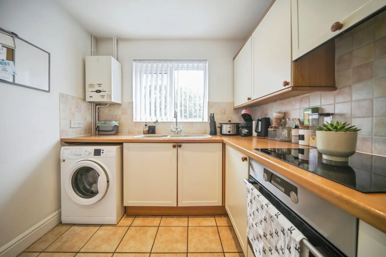 Creeting Road West, Stowmarket, Suffolk, IP14, photo 6