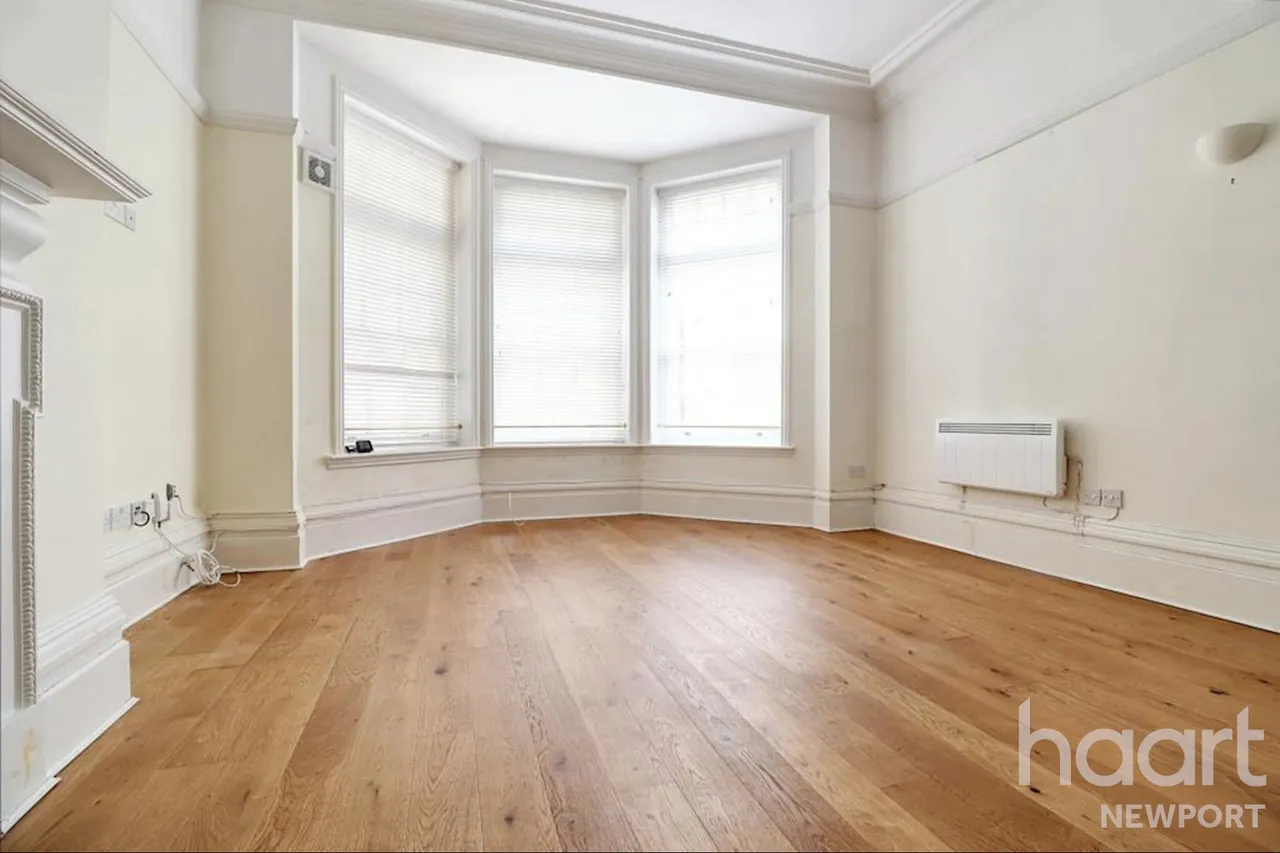 Queens Chambers, Newport, NP20, photo 5