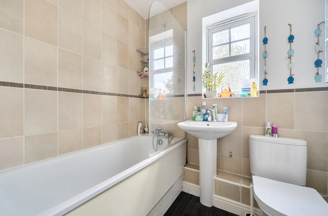 Songbird Close, Shinfield, Reading, Berkshire, RG2 9AB, photo 11