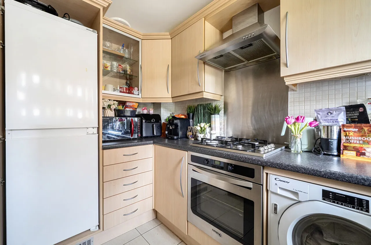Songbird Close, Shinfield, Reading, Berkshire, RG2 9AB, photo 3