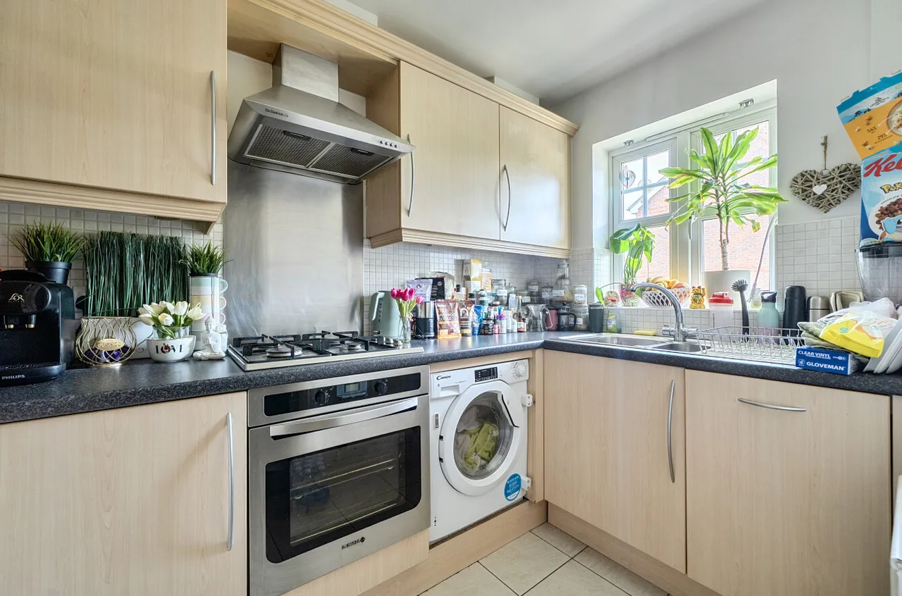 Songbird Close, Shinfield, Reading, Berkshire, RG2 9AB, photo 2