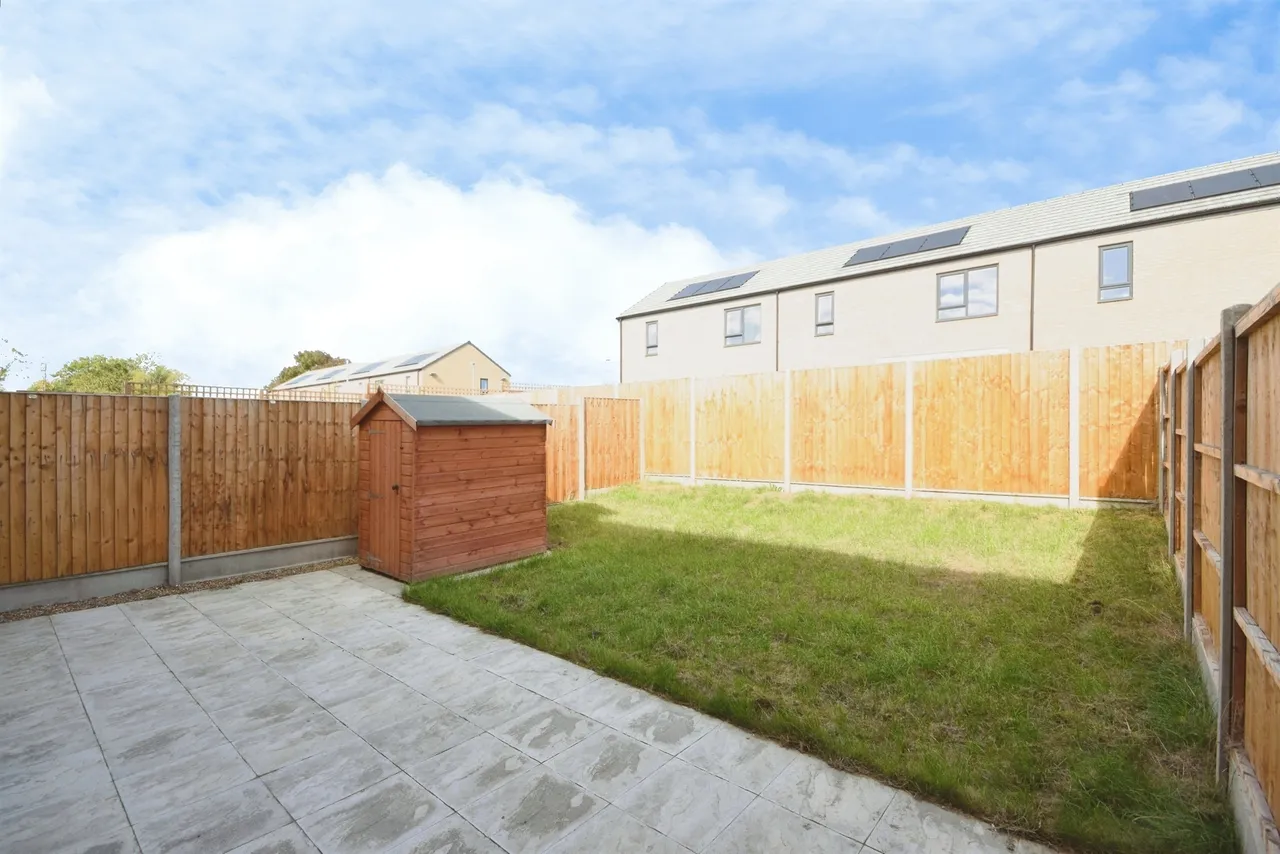 Clarendon Mews, Pitsea, SS13, photo 21