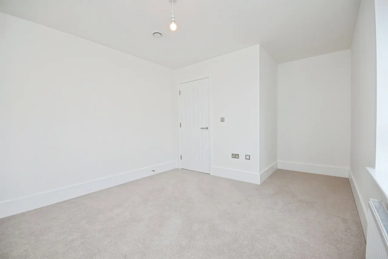 Clarendon Mews, Pitsea, SS13, photo 17