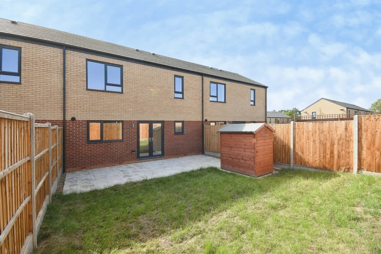 Clarendon Mews, Pitsea, SS13, photo 22