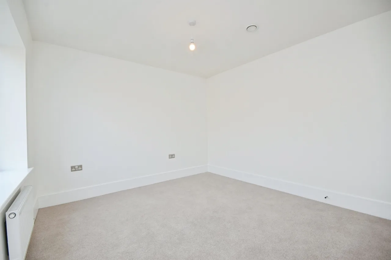 Clarendon Mews, Pitsea, SS13, photo 18