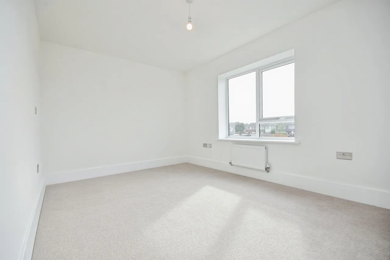 Clarendon Mews, Pitsea, SS13, photo 9