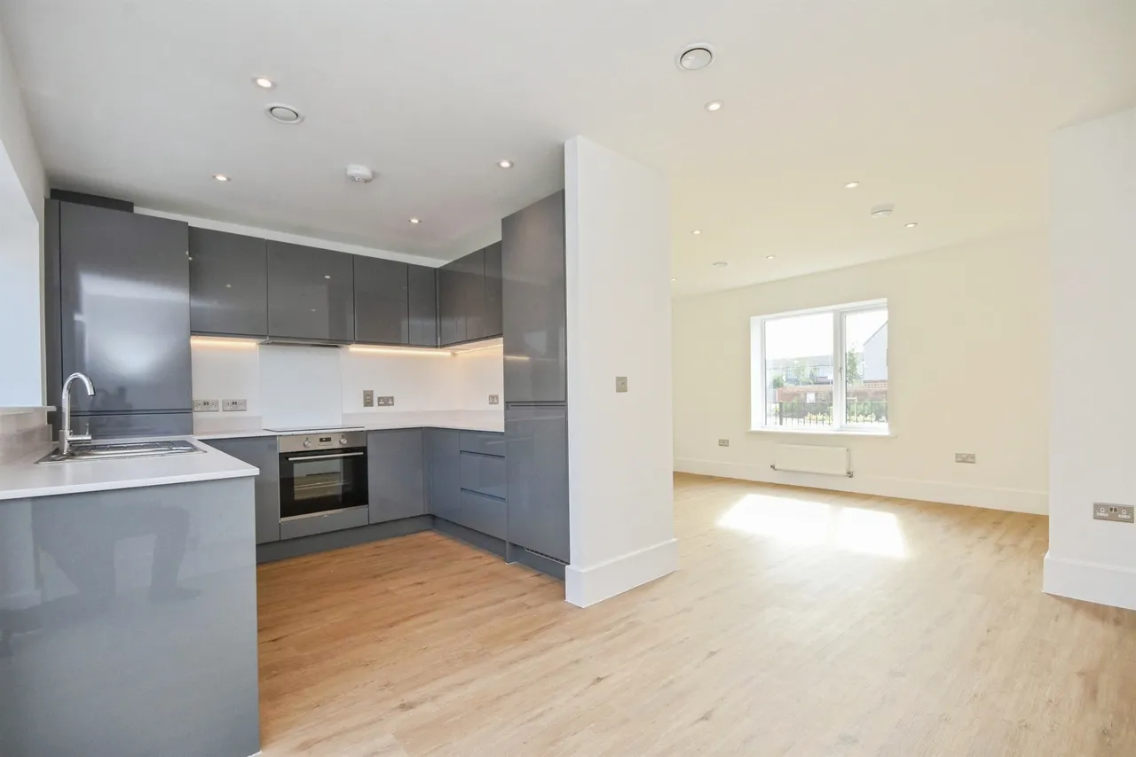 Clarendon Mews, Pitsea, SS13, photo 2