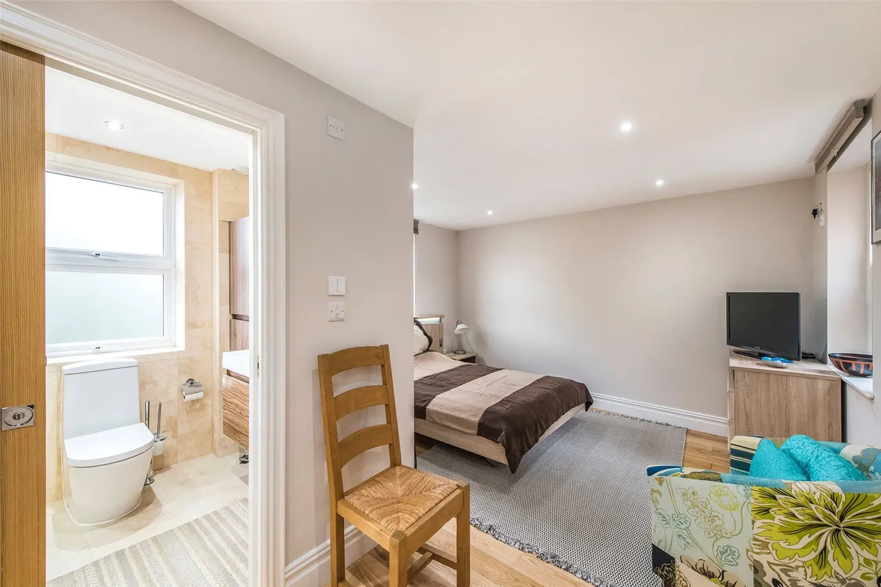 Anselm Road, London, SW6, photo 9