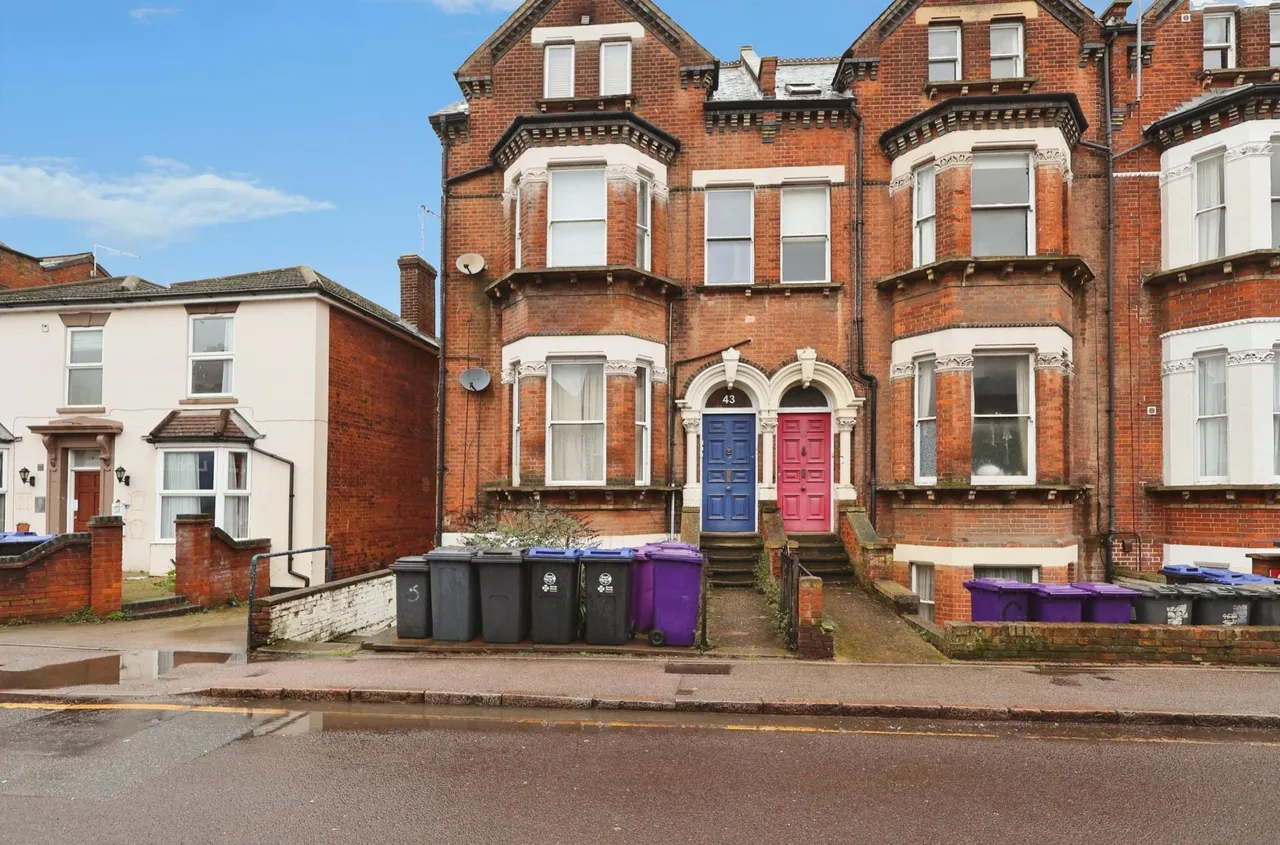Walsworth Road, Hitchin, photo 3