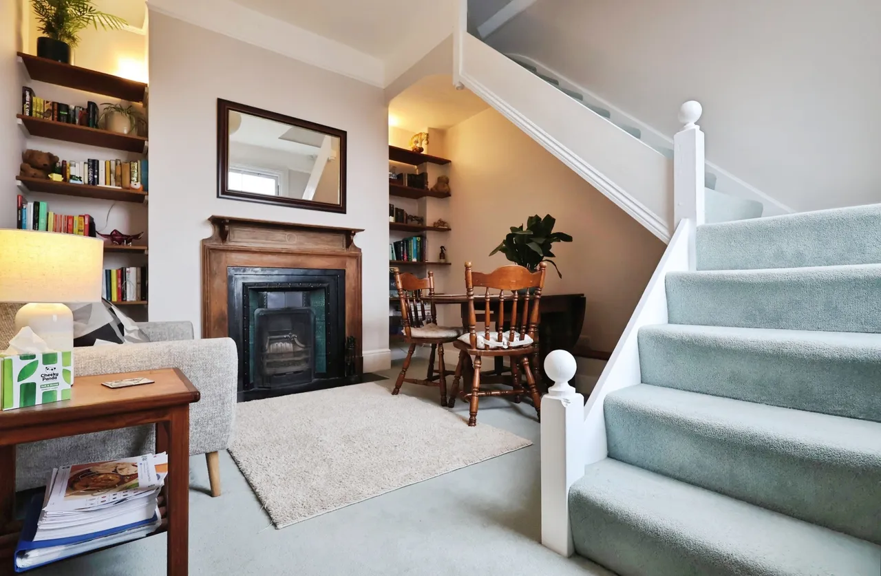 1 bed flat for sale — Walsworth Road, Hitchin