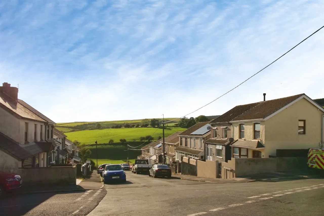 Oak Street, Porth, CF39, photo 7